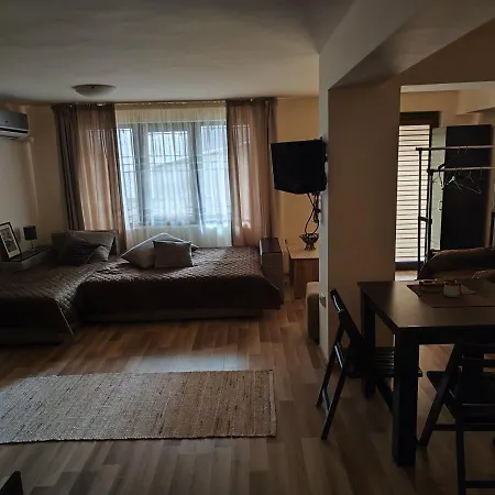 студио до морето Apartment Burgas