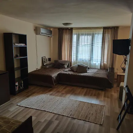 студио до морето Appartement Burgas Stad