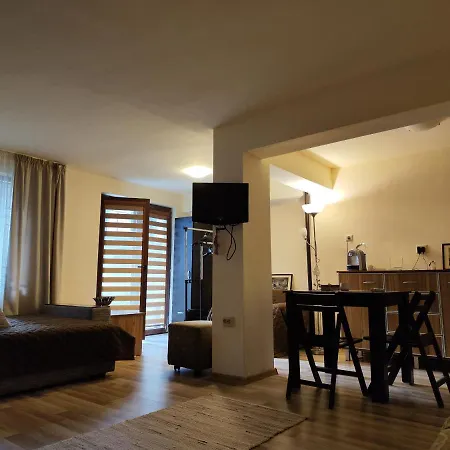 студио до морето * Burgas Stad